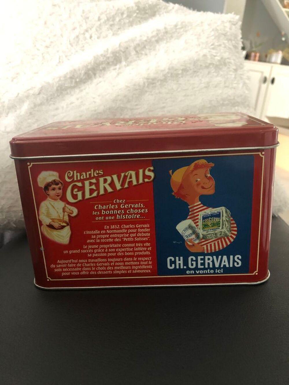 bo&icirc;te m&eacute;tallique collector VINTAGE 