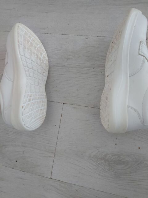 chaussures de boulangerie pâtisserie 20 Oulins (28)