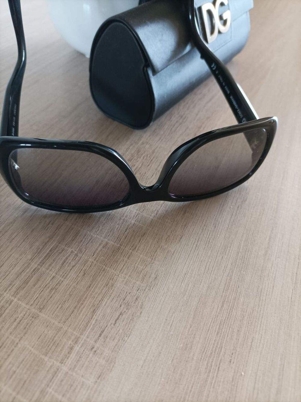 Lunette de soleil DG Maroquinerie