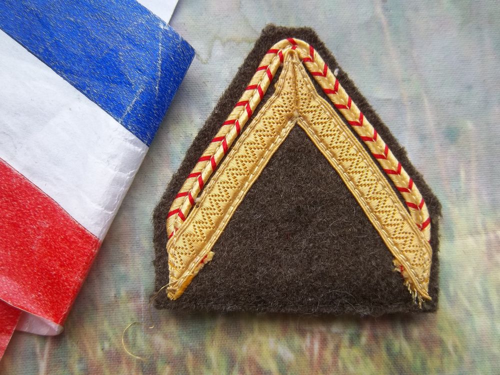 galon 1&egrave;re classe liser&eacute; grade militaire insigne collection 