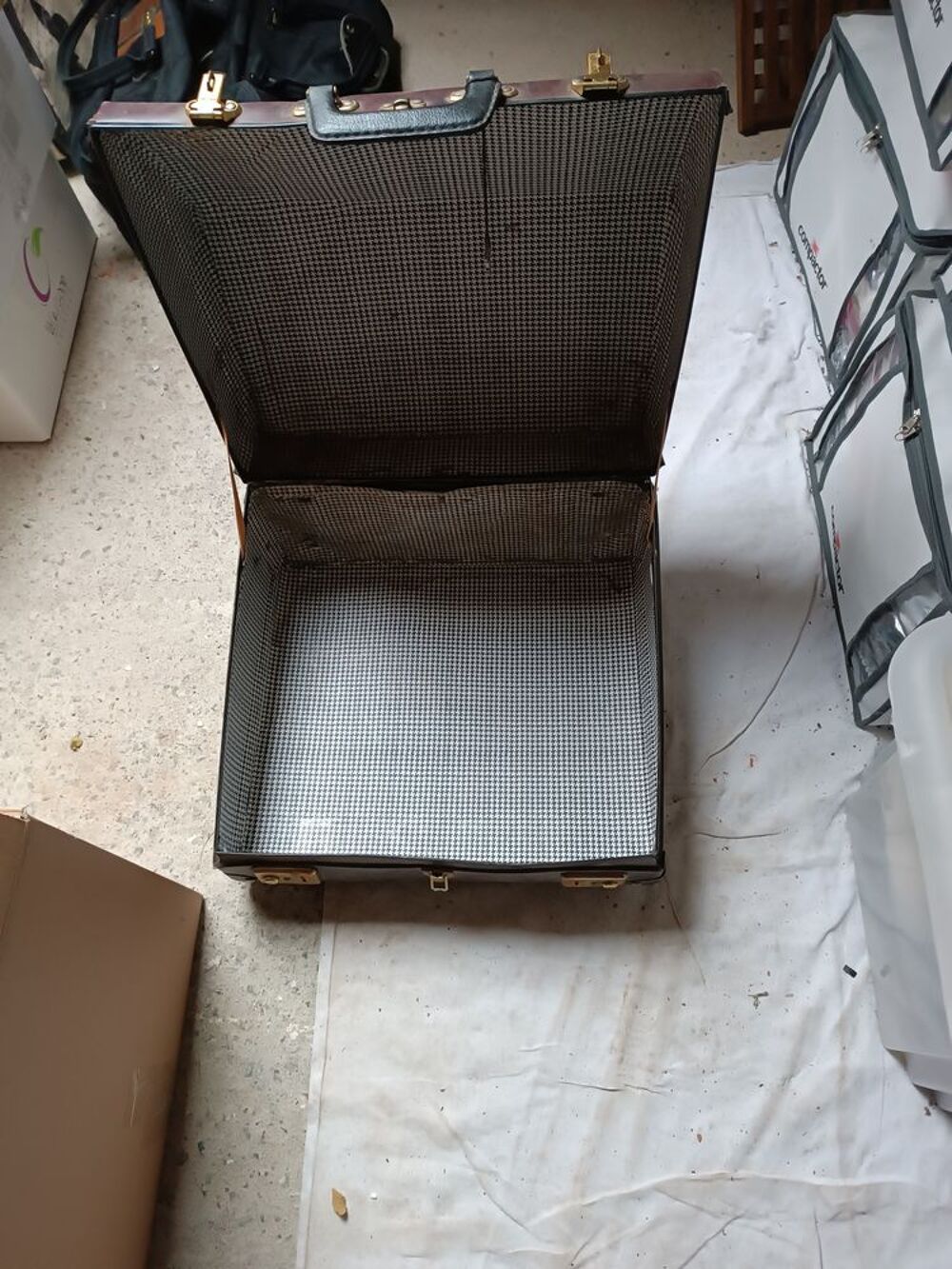 Malle vintage pour accordeon Instruments de musique