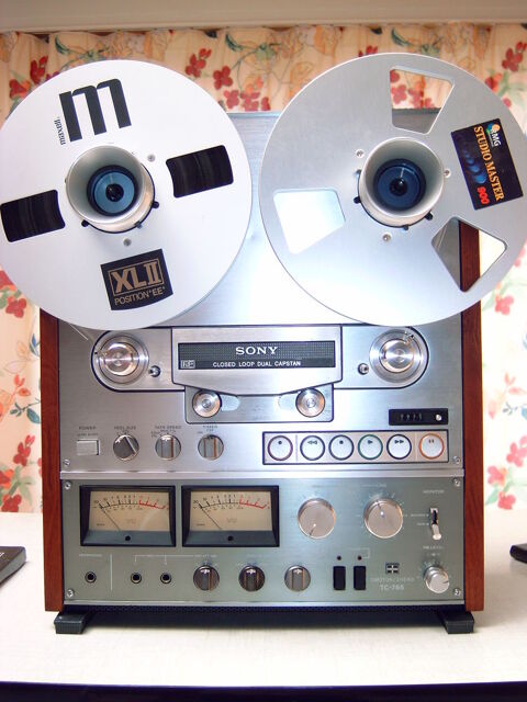 Sony TC 765  henri59 1650 La Chapelle-d'Armenti�res (59)