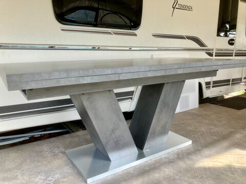 Table, 120 Bragny-sur-Sane (71)