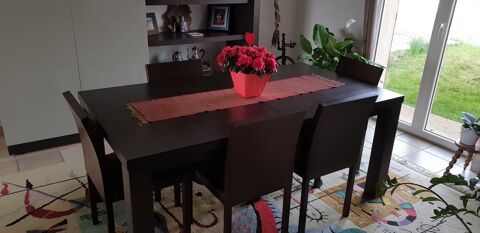 Table et chaises salle  manger superbe tat 10 Heillecourt (54)