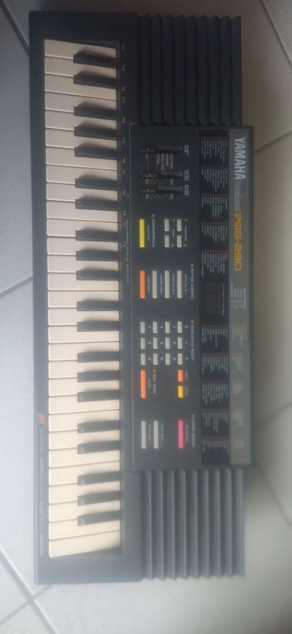 Clavier synth&eacute;tiseur yamaha Jeux / jouets