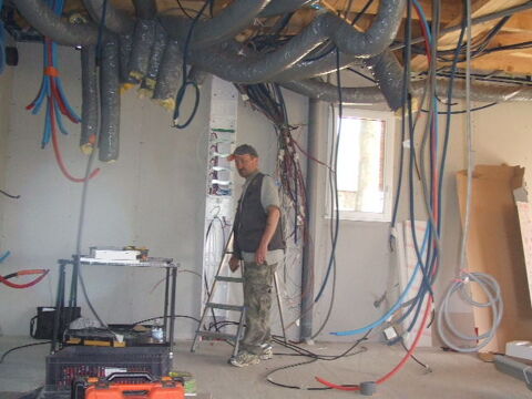 &eacute;lectricien retrait&eacute; toujours autoentrepreneur  0 76000 Rouen