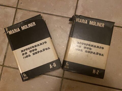 Dictionnaires Maria Moliner 30 Paris 18 (75)