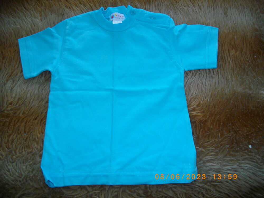 Ensemble tee-shirt et short bleu - Taille : 18 mois Puériculture