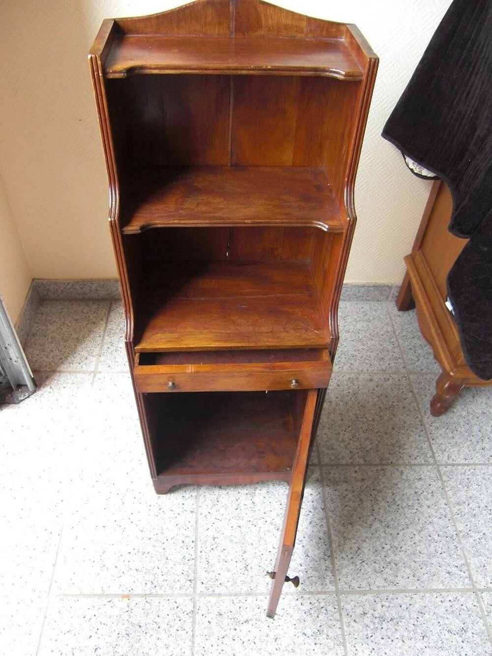 Table de chevet fin 18i&egrave;me Meubles