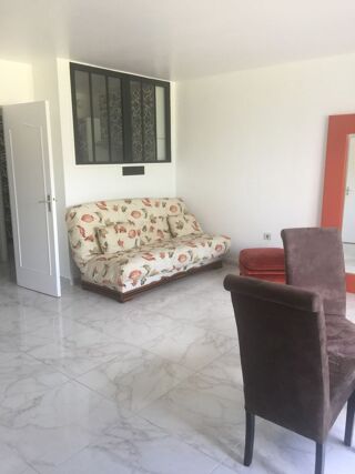  Appartement à louer 2 pièces 50 m²