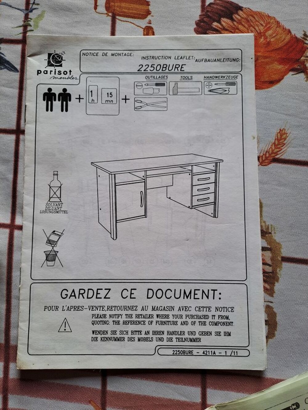 MEUBLES ENFANT, 2 BUREAUX+1LIT COMBI BUREAU ET PENDERIE Mobilier enfants