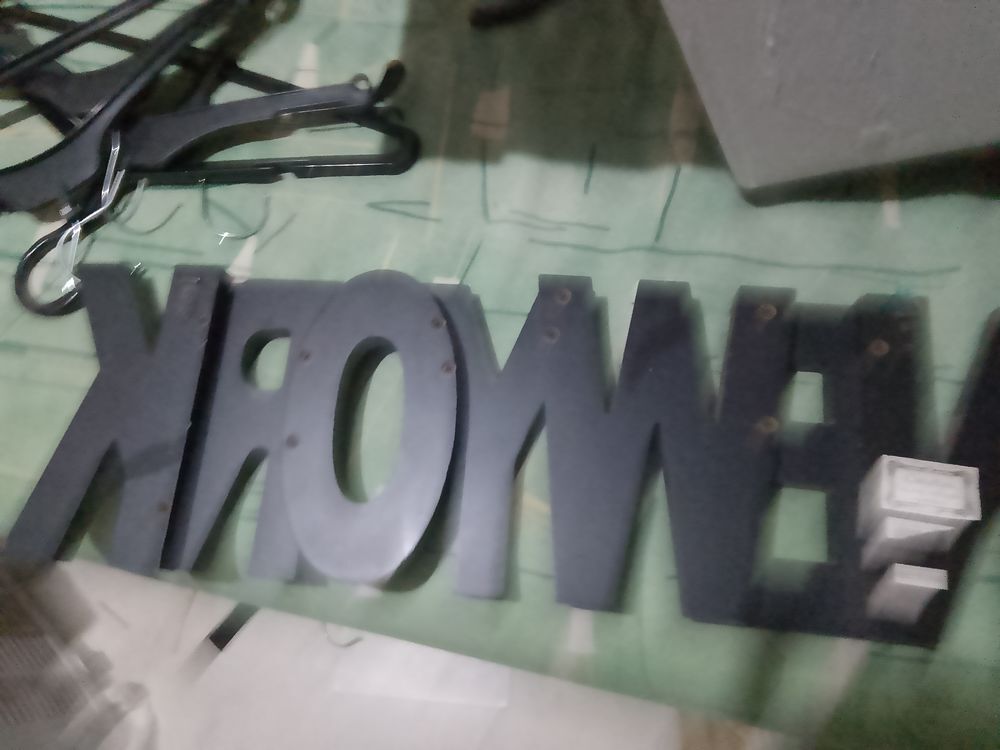 2 luminaires deco london. 
D�coration