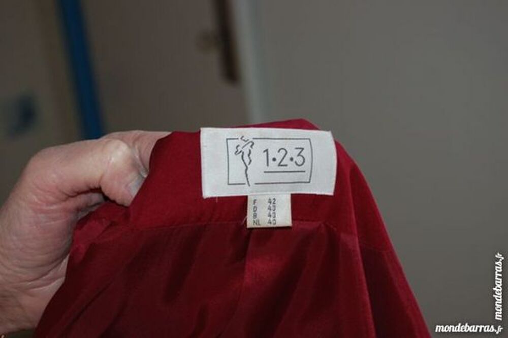 veste en soie couleur bordeaux marque 1-2-3 Vtements