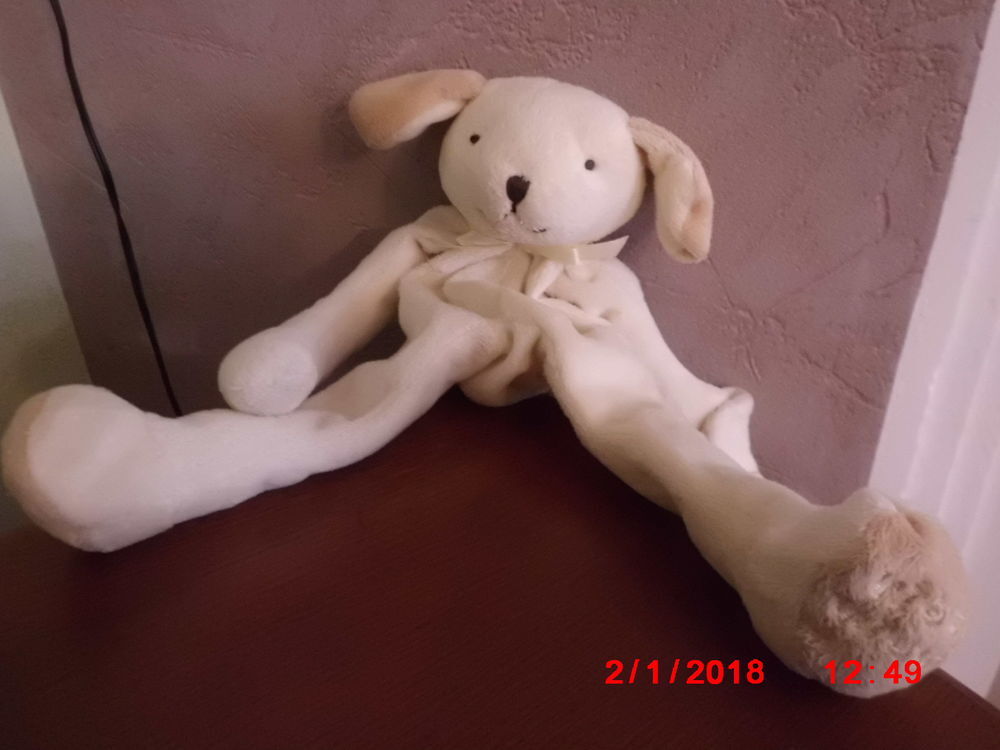 DOUDOU CHIEN BEIGE CENTRAL VET Jeux / jouets