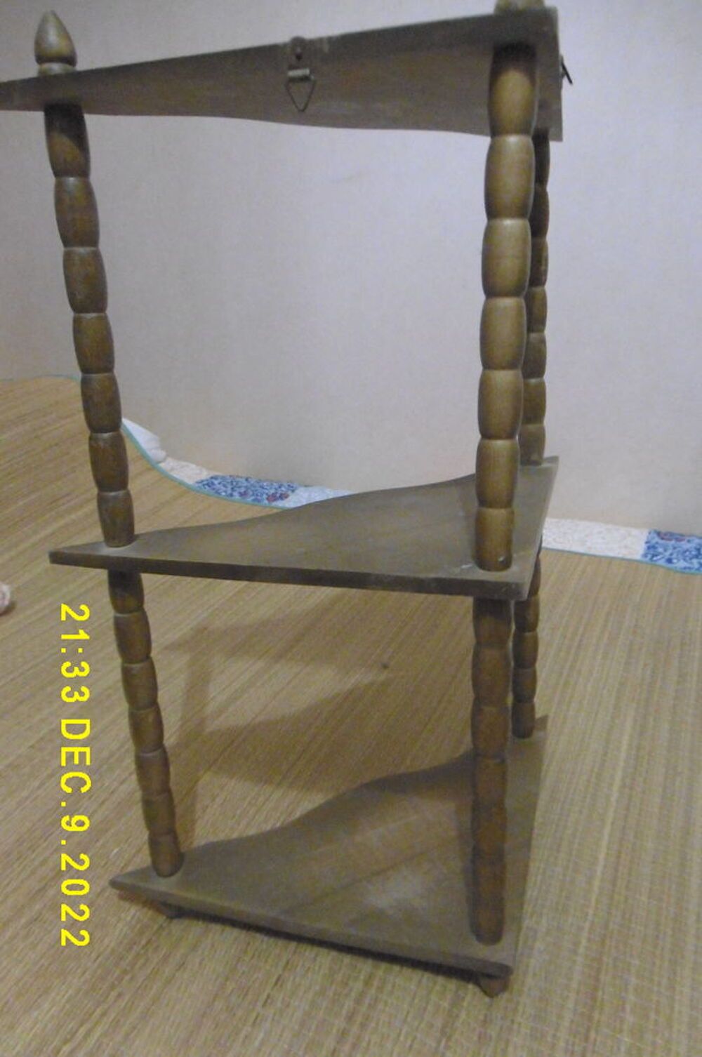Etag&egrave;re d'angle Décoration