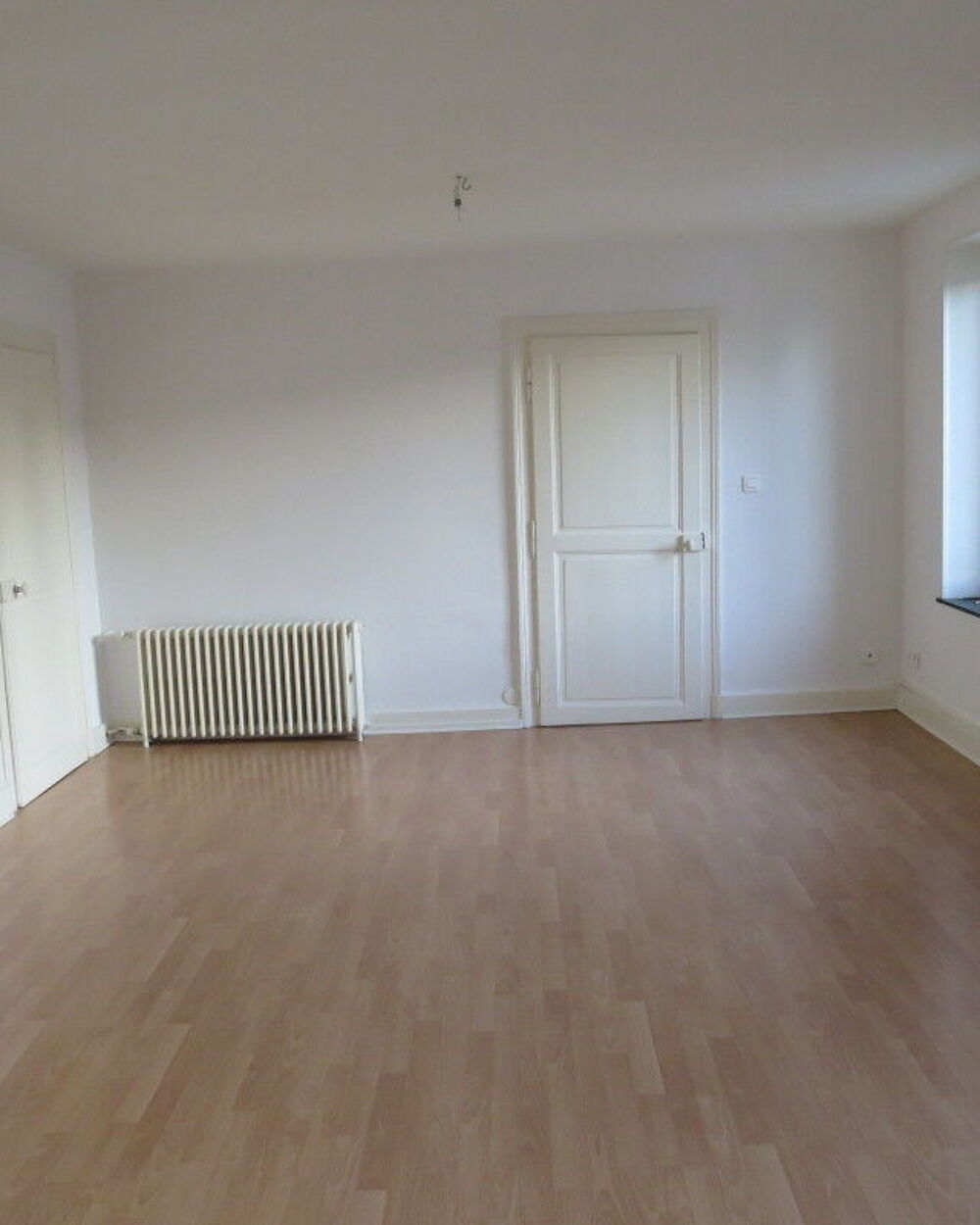 location Appartement - 4 pièce(s) - 98 m² Saint-Nicolas-de-Port (54210)