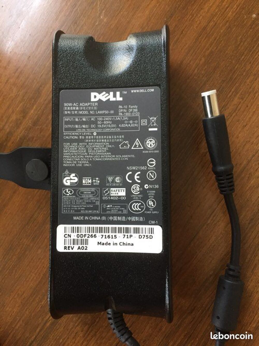 Chargeur DELL LA90PS0-00 Matériel informatique