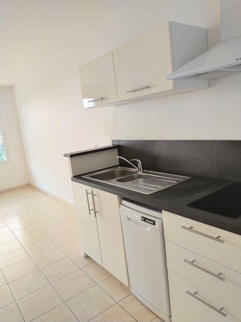   APPART. T2 Garage Centre ville Bourgoin-Jallieu  Appartement - 2 pi�ce(s) - 41 m�