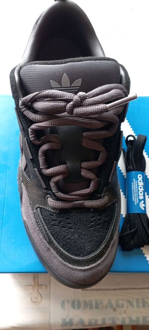 Chaussures ADIDAS 80 Claye-Souilly (77)