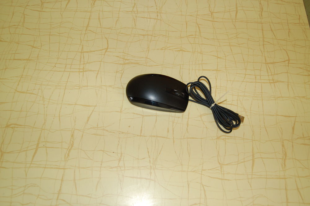 Clavier 
Clavier et souris
Matériel informatique