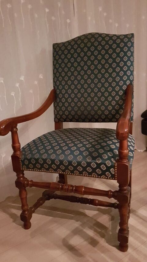 PAIRE DE FAUTEUILS LOUIS XIII Os de Mouton 250 Corcieux (88)
