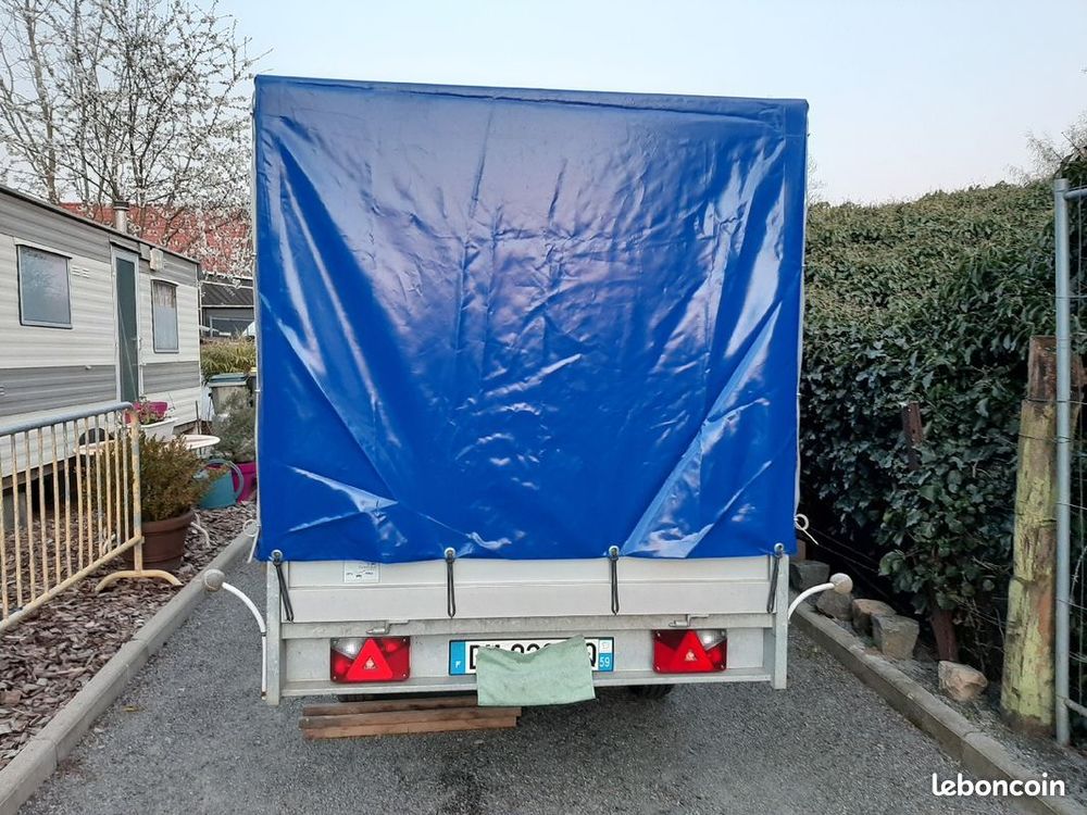Remorque double essieux , B&acirc;che haute , 40.00/jour Bricolage