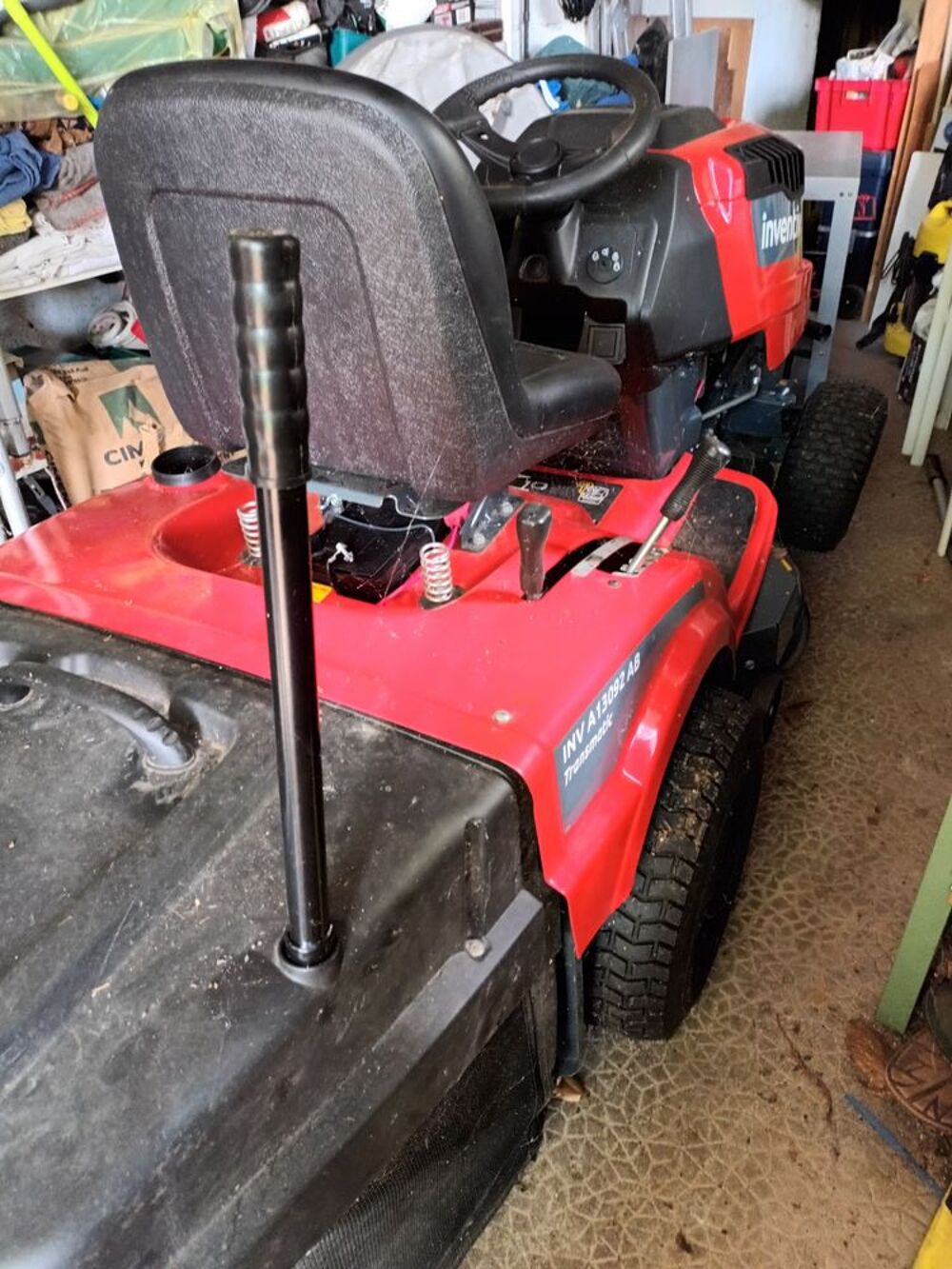 TONDEUSE AUTO PORTEE Jardin