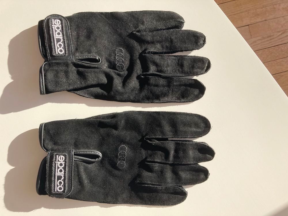 paire de gant SPARCO AUDI jamais servi de collection 