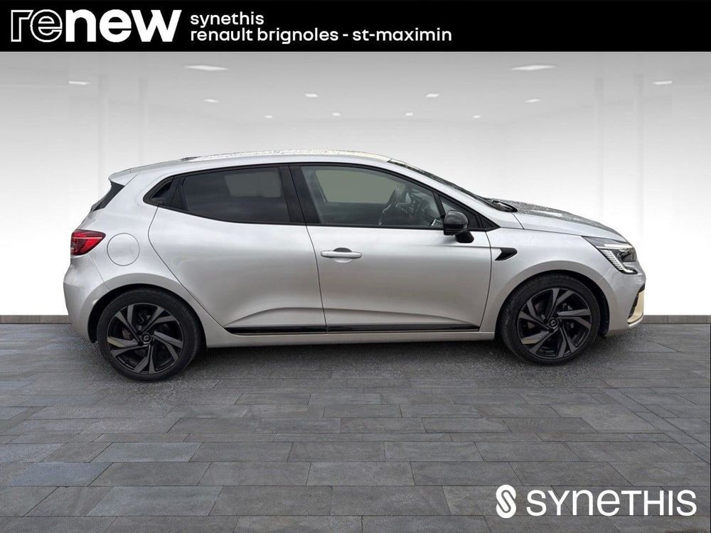 Clio V Clio E-Tech full hybrid 145 Engineered 2023 occasion 83170 Brignoles