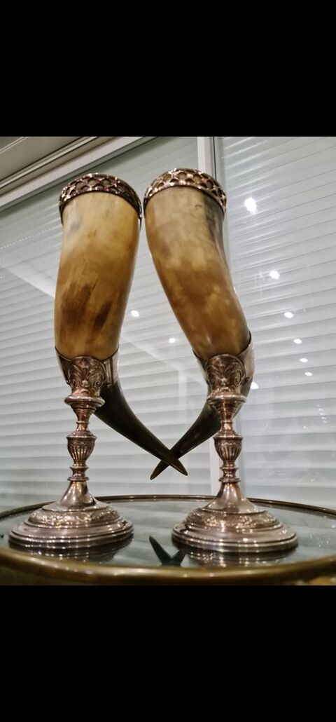 Cornes de corporation 1500 Puteaux (92)