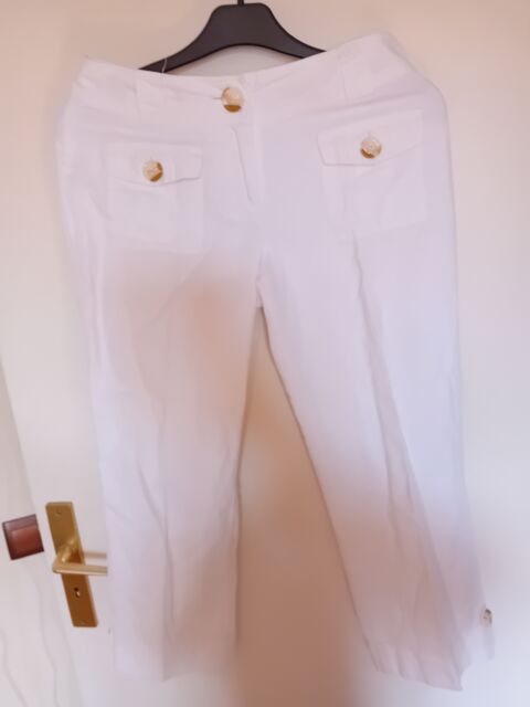 PANTACOURT FEMME TAILLE 38 CAMAIEU 2 Chaumont (52)
