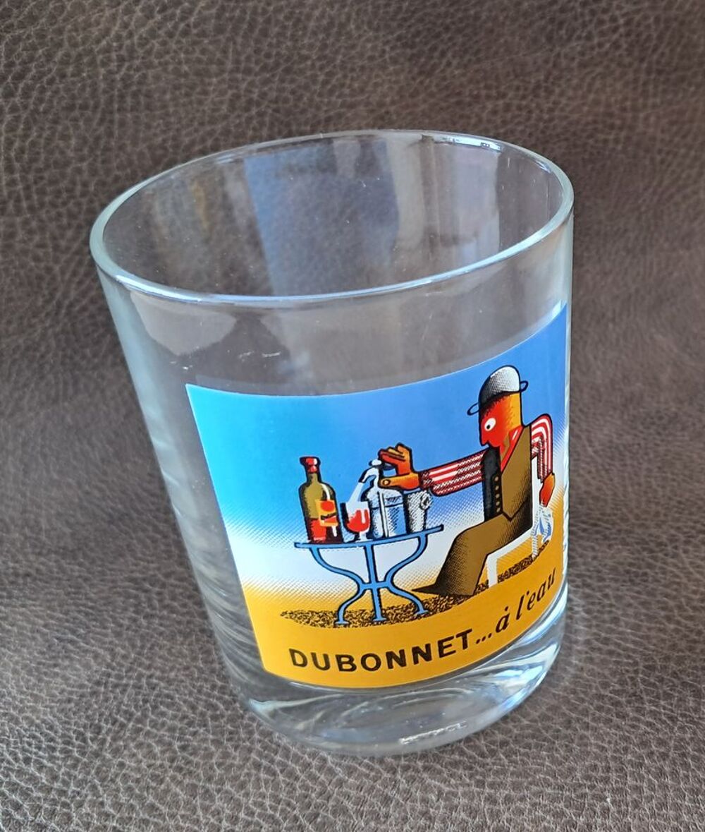 Verre publicitaire illustr&eacute; ap&eacute;ritif fran&ccedil;ais Dubonnet 