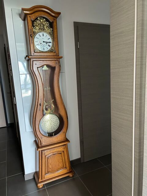 horloge comtoise , marque MORBIER HAUT JURA 
170 Sierentz (68)