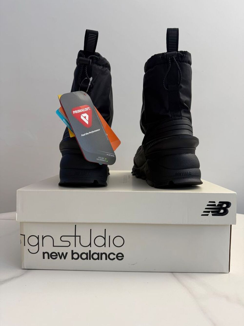 New Balance Tokyo Design Studio Niobium C_3 Chaussures