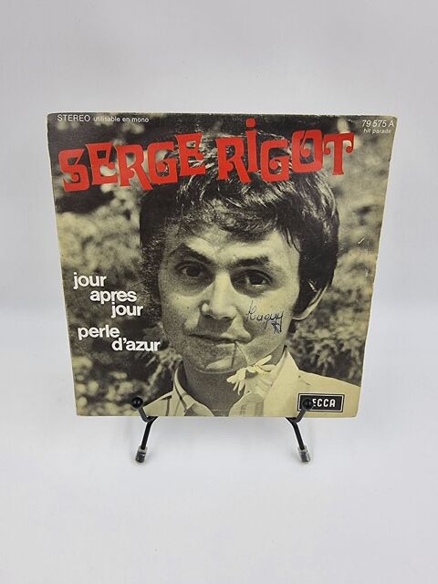 Vinyle 45 tours Serge Ricot : Jour Apr�s Jour / Perle d'Azur 4 Vulbens (74)