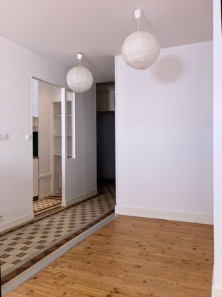  Appartement à louer 2 pièces 52 m²