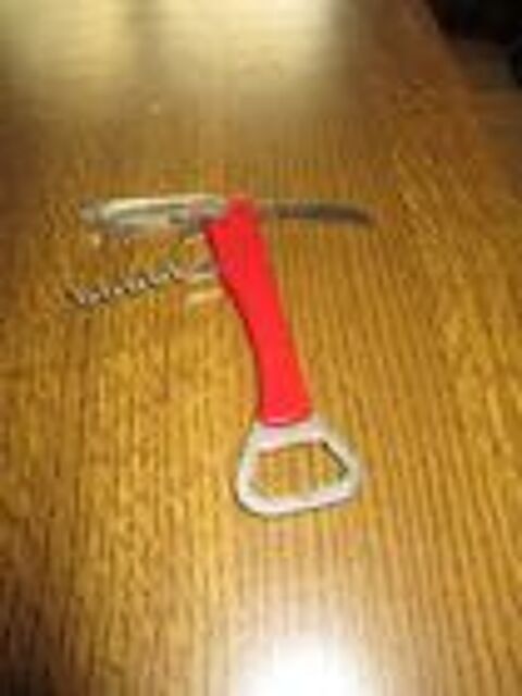 D�capsuleur rouge et tire bouchon 7 M�rignies (59)