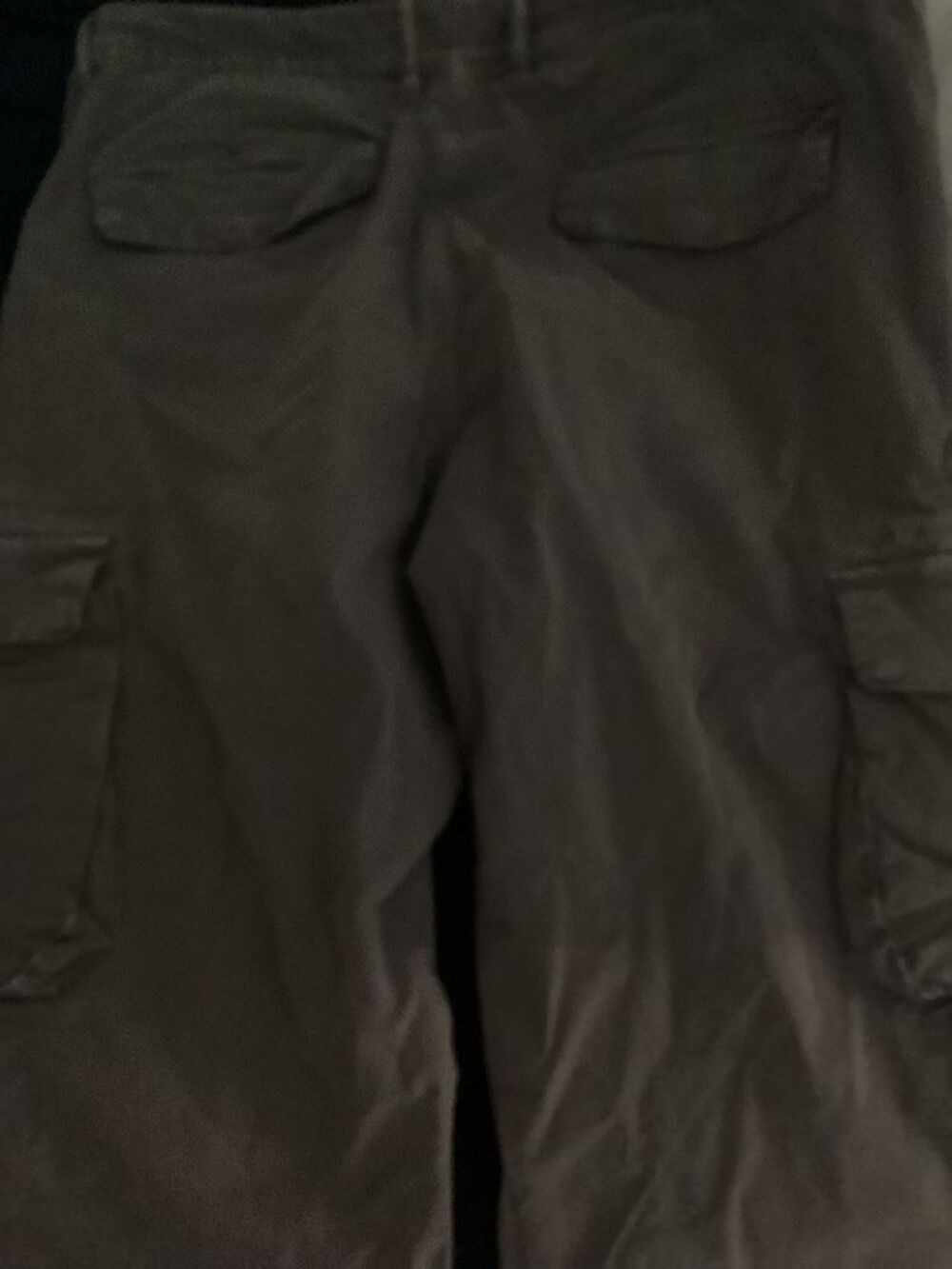 Pantalon gris Vêtements