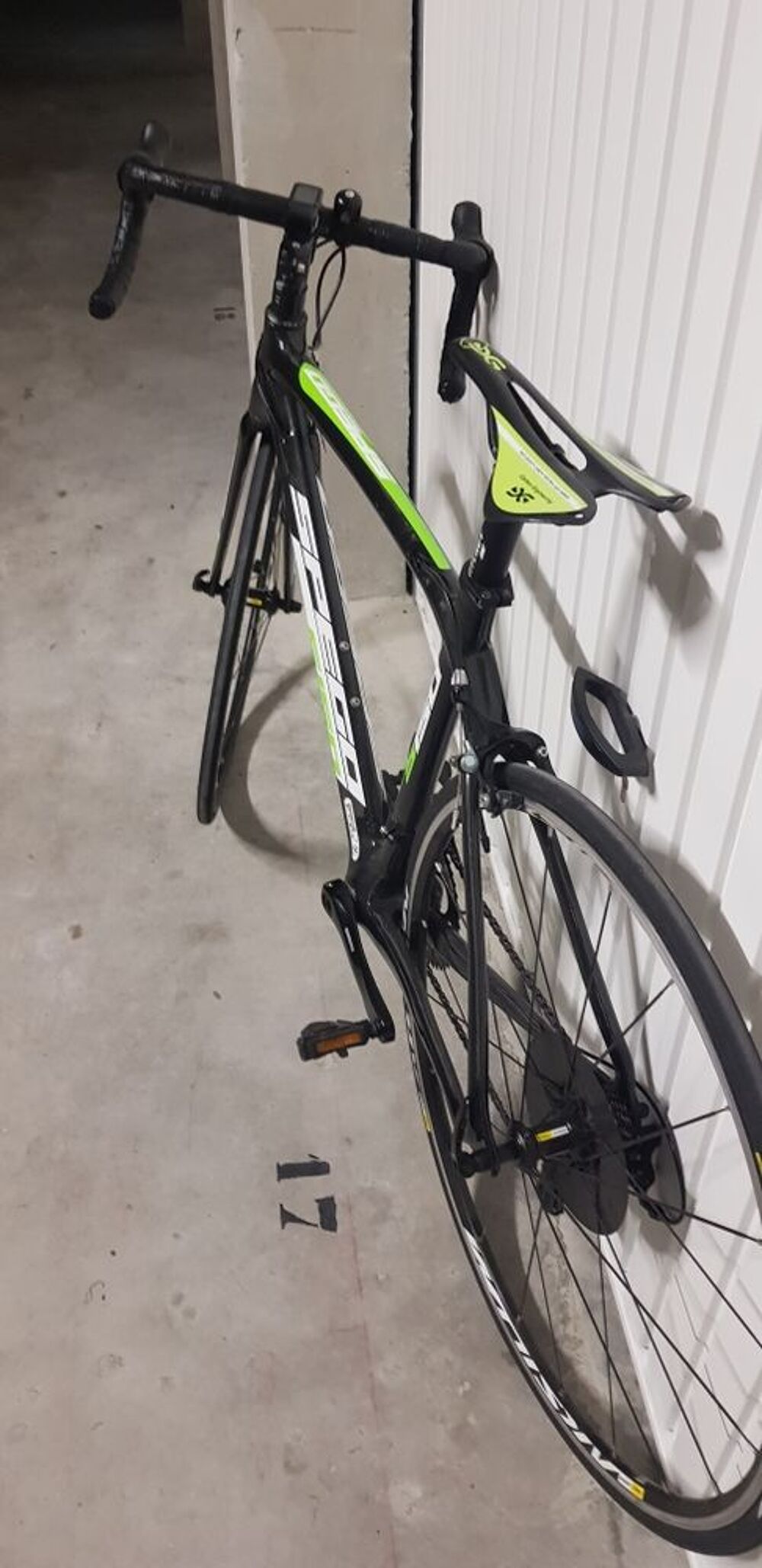 velo de route carbone Vélos