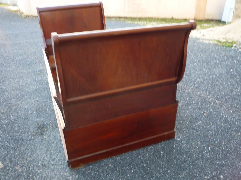 Lit bateau pliant Charles X ou lit d'alc&ocirc;ve XIX si&egrave;cle Meubles