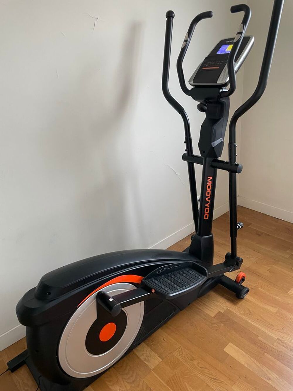 v&eacute;lo elliptique mooveo krypton Sports