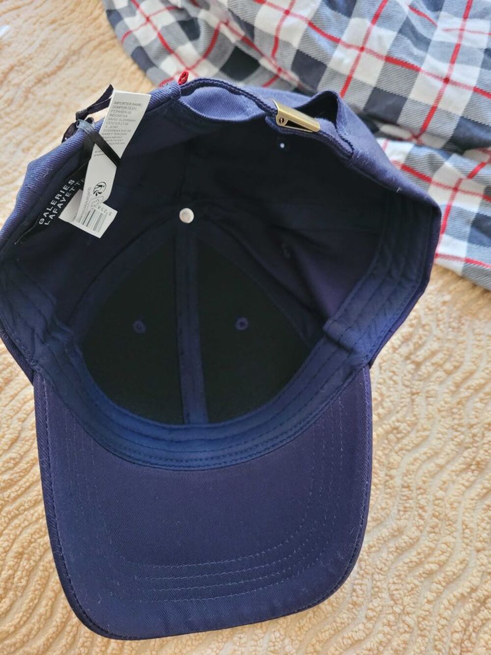 casquetts bleu marine Vêtements