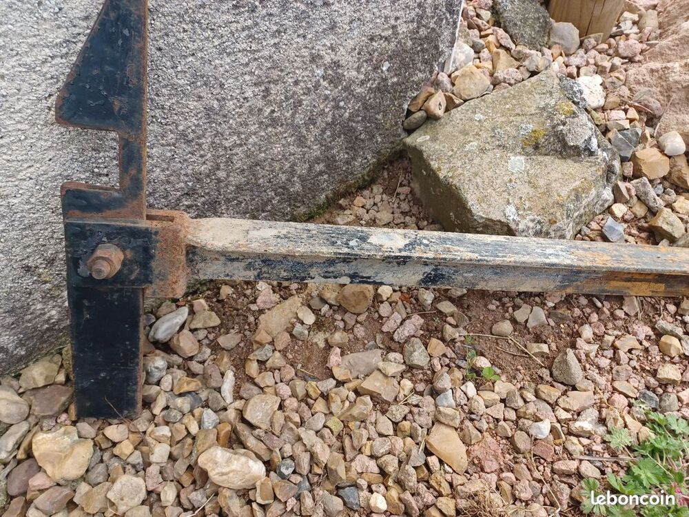BUTEE DE PORTAIL Bricolage