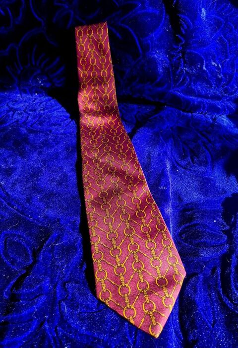 cravate soie 15 Choisy-le-Roi (94)