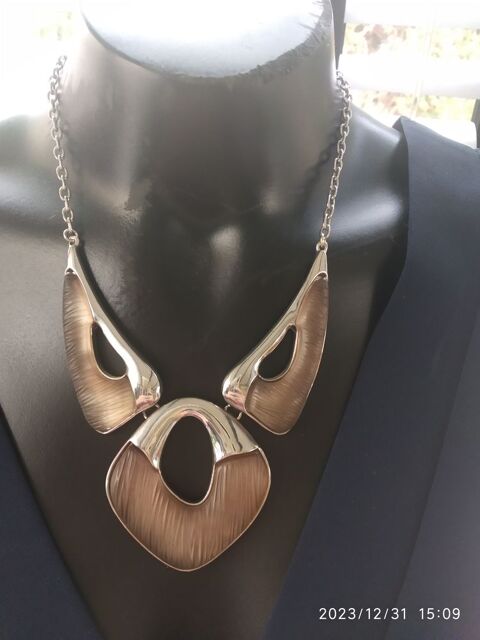 Collier  femme 5 Saint-tienne-du-Rouvray (76)