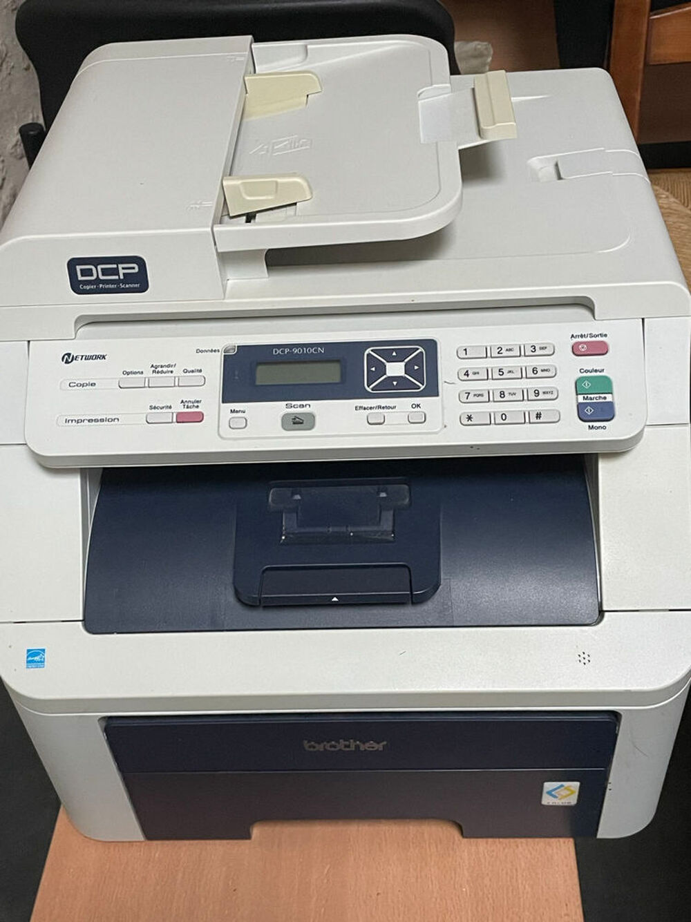 Imprimante Brother Laser DCP-9010CN Matériel informatique