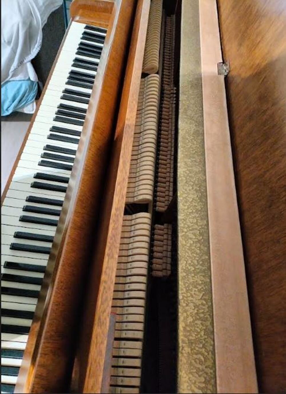 Piano Pleyel droit Instruments de musique