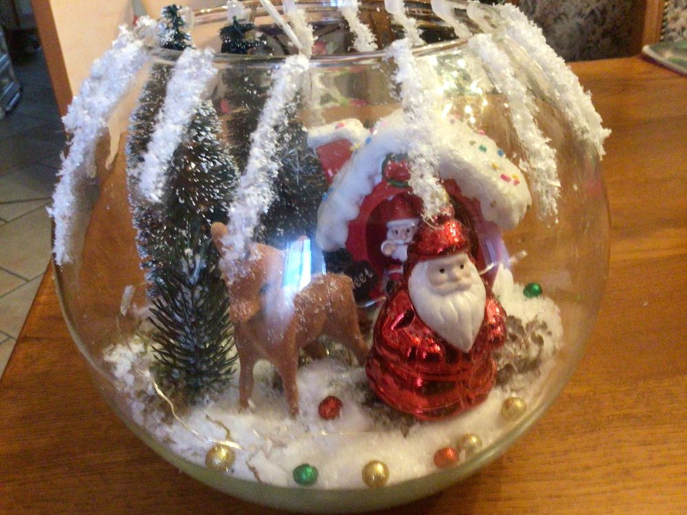 Arrangements de No&euml;l fait maison un grand choix et couronne Décoration