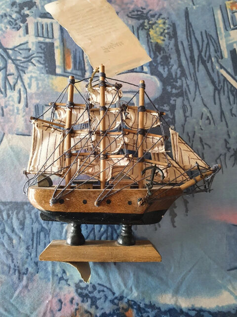 Fr�gate ? decoratif 2 Aubvillers (80)