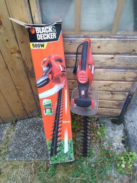 Taille-haie Black & Decker GT510 500 w 30 Calamane (46)